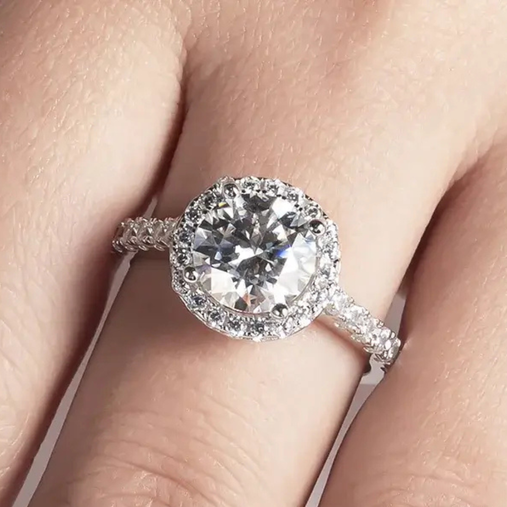 Anel Prata 925 Solitário Moissanite Clássico Cravejado