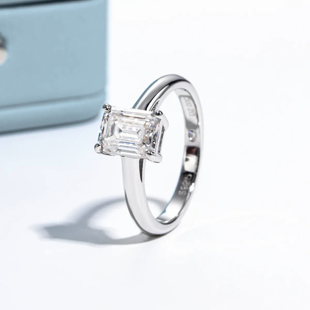 Anel Prata 925 Solitário Moissanite Corte Esmeralda Liso