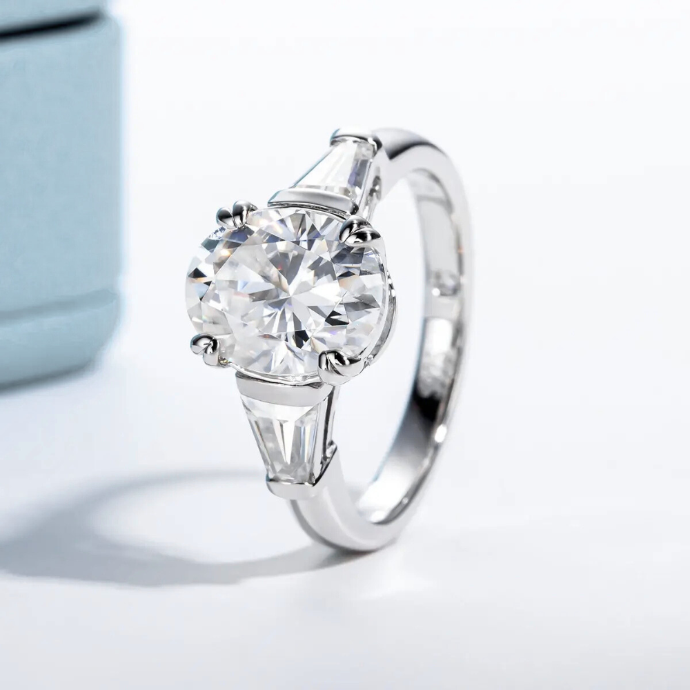 Anel Prata 925 Solitário Moissanite Corte Oval Triplo