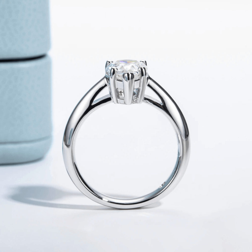 Anel Prata 925 Solitário Moissanite Corte Pera Clássico