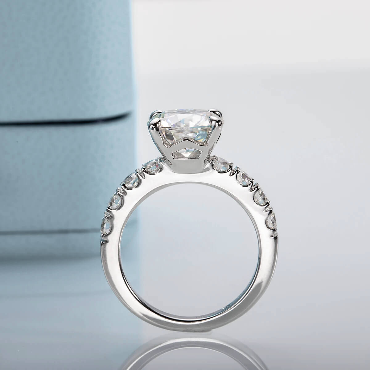 Anel Prata 925 Solitário Moissanite Cravejado