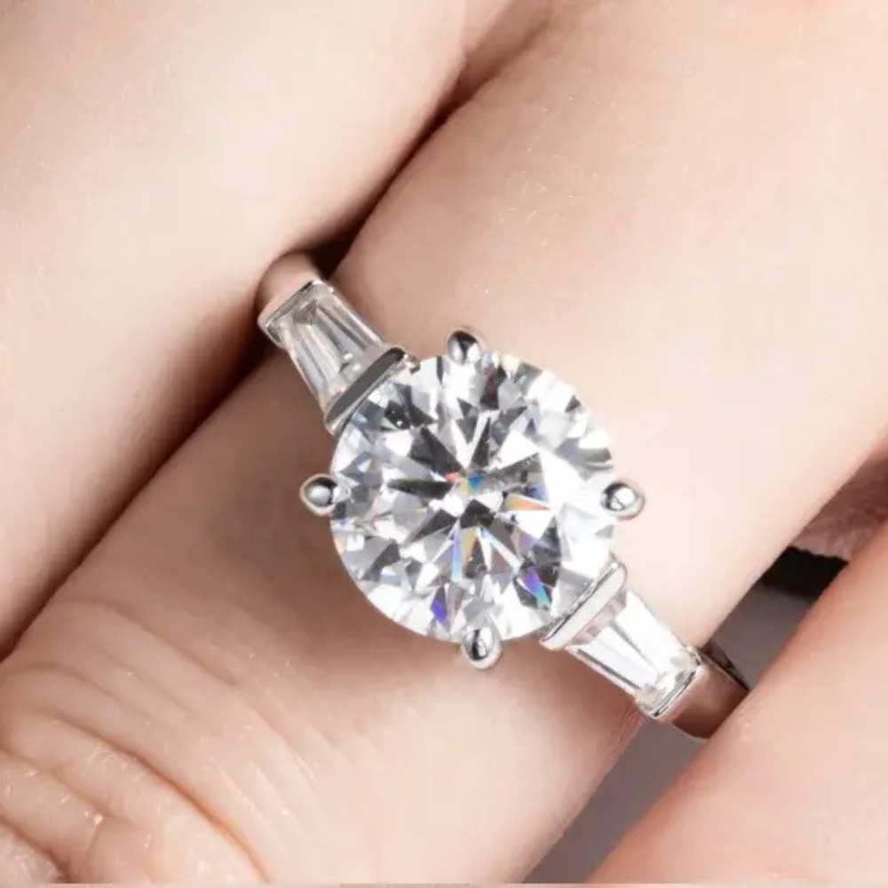 Anel Prata 925 Solitário Moissanite Três Pedras