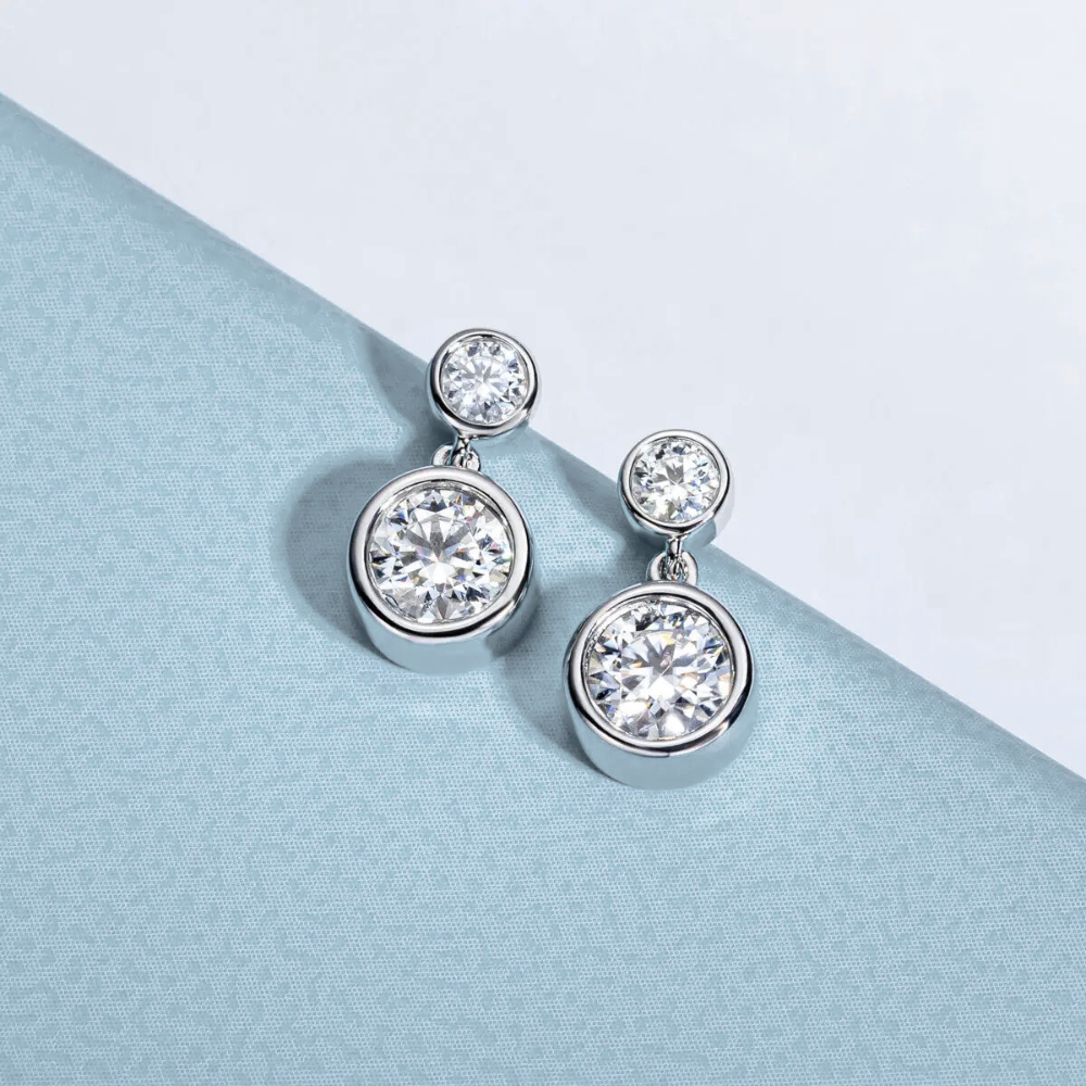 Brinco Prata 925 Moissanite Ponto Duplo Cravação Inglesa