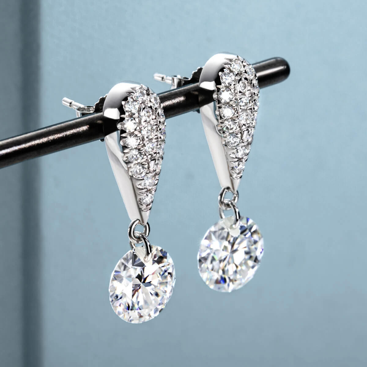 Brinco Prata 925 Moissanite Gota Cravejado