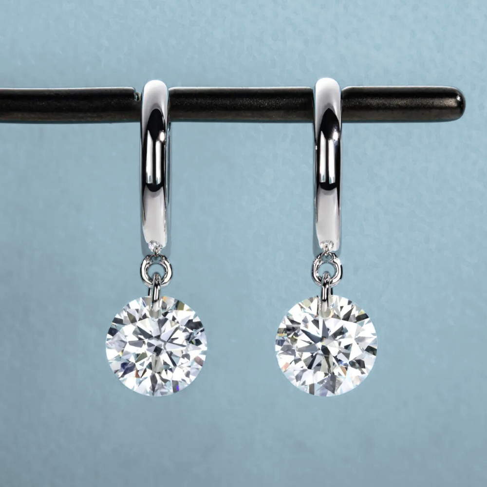 Brinco Prata 925 Moissanite Ponto de Luz Argola