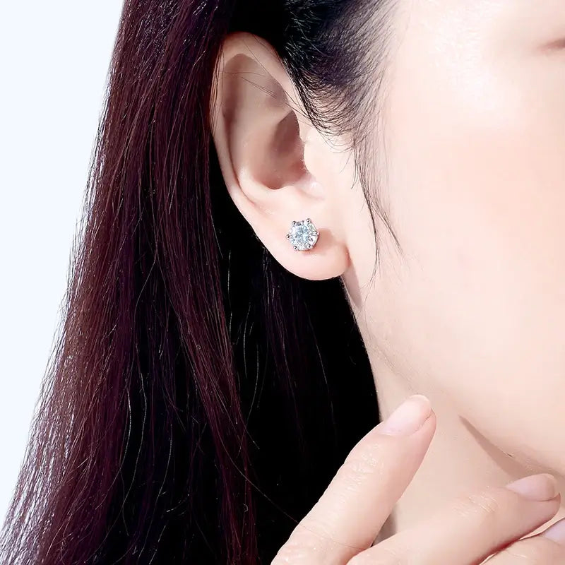 Brinco Prata 925 Moissanite Ponto de Luz Oval