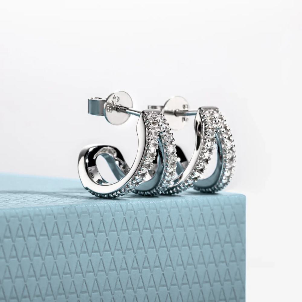 Brinco Prata 925 Moissanite V Cravejado