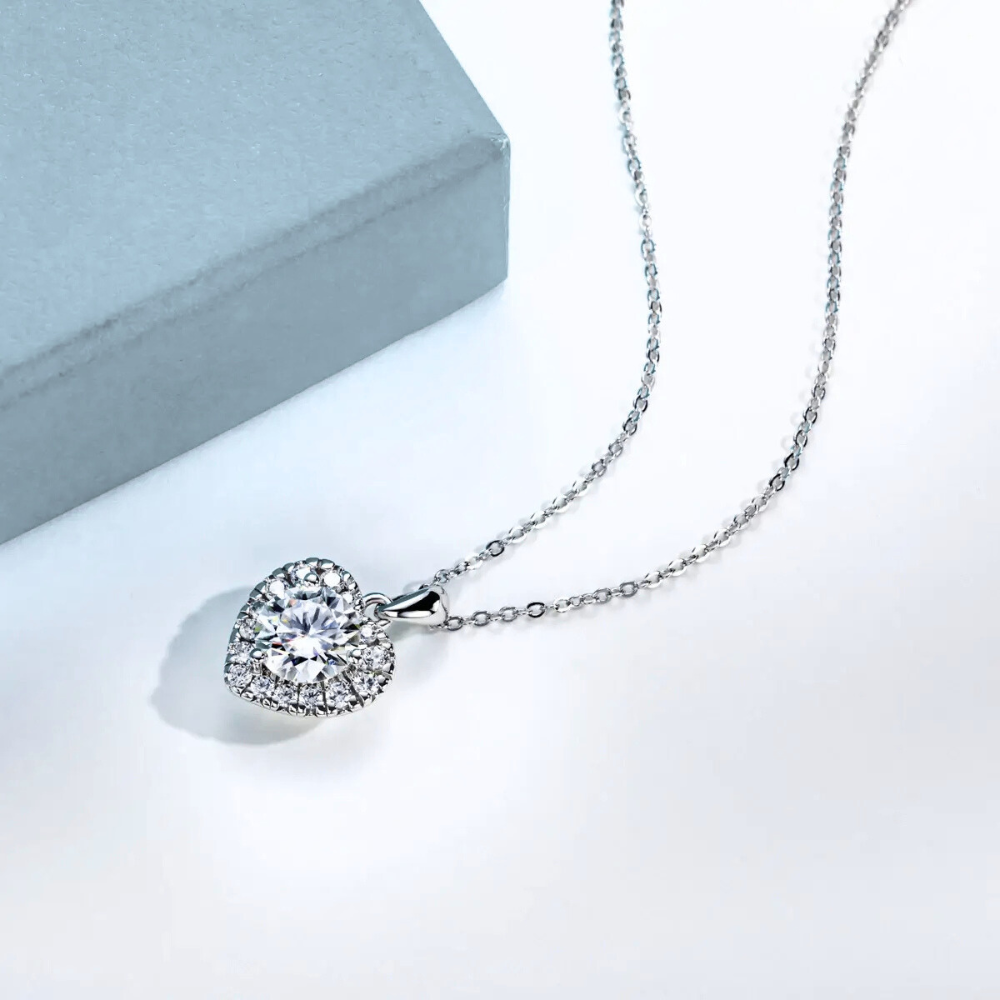 Colar Prata 925 Moissanite Coração Cravejado