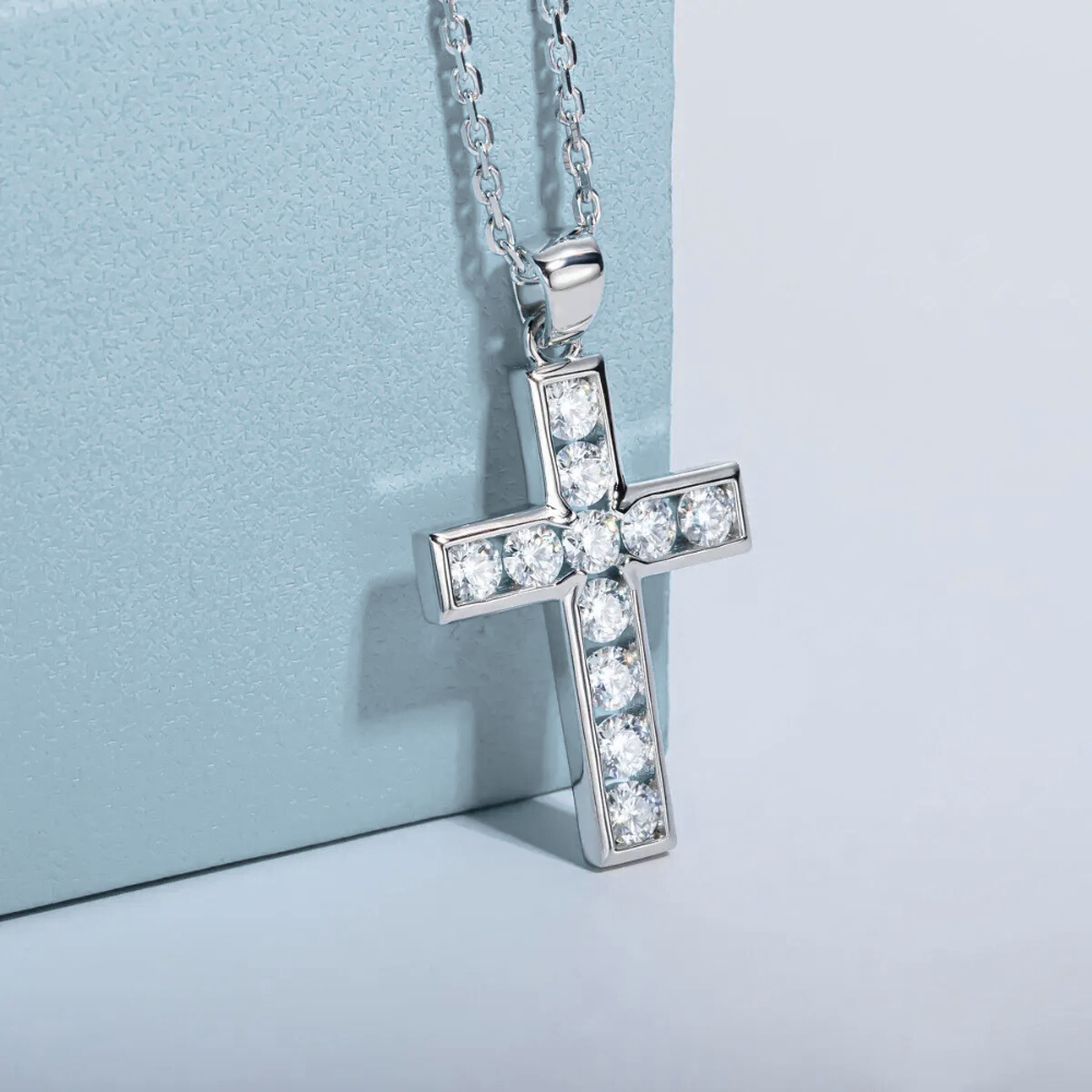 Colar Prata 925 Moissanite Crucifixo Cravejado