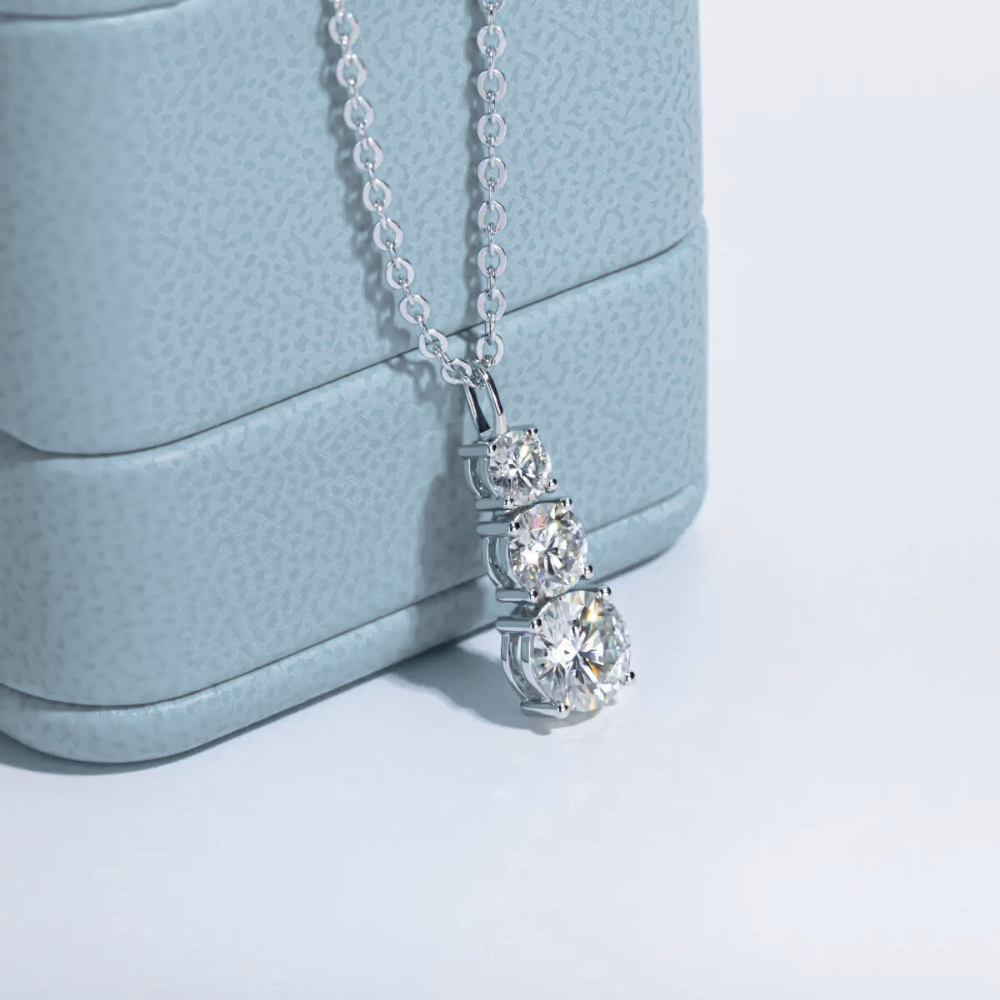 Colar Prata 925 Moissanite Três Pontos de Luz