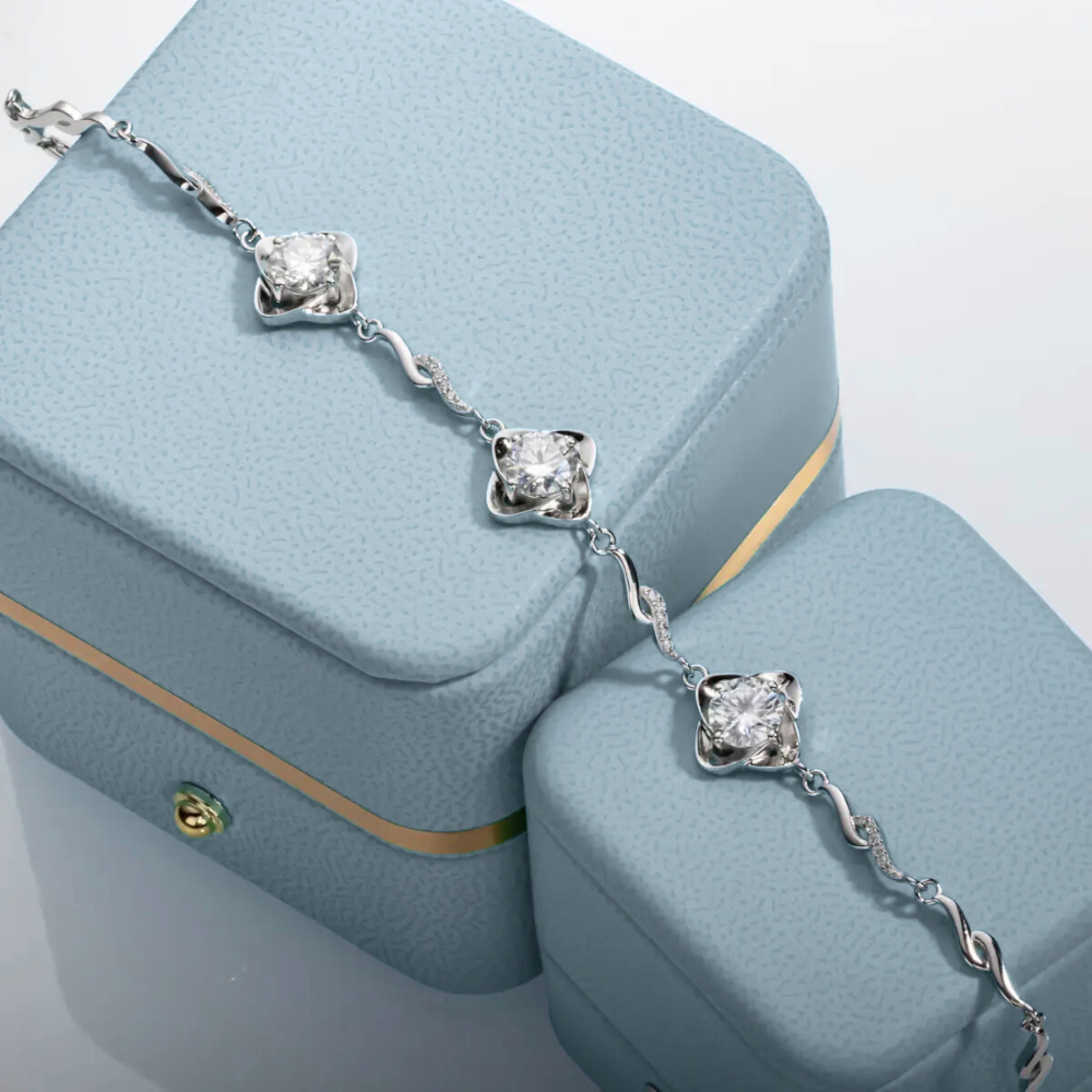 Pulseira Prata 925 Moissanite Trevo de Quatro Folhas