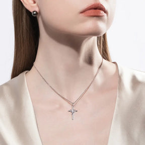 Colar Prata 925 Moissanite Cruz e Coração